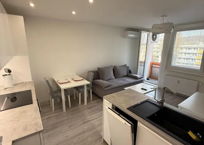 Modern Near Center With Easy Transport Access * 브라티슬라바